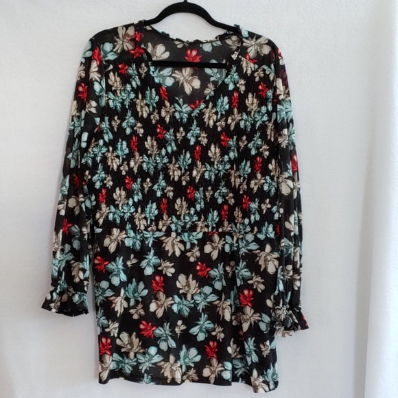 Lane Bryant Black Blue Red Floral Semi Sheet Smocked  Shirt Top Size 22/24 - Picture 1 of 8